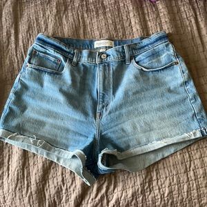 Abercrombie Curve Love Shorts
